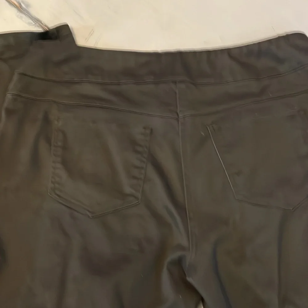 Westbound Army Green Pant casual or dressy Zippers on thighs . Sz 16 - Picture 4 of 6